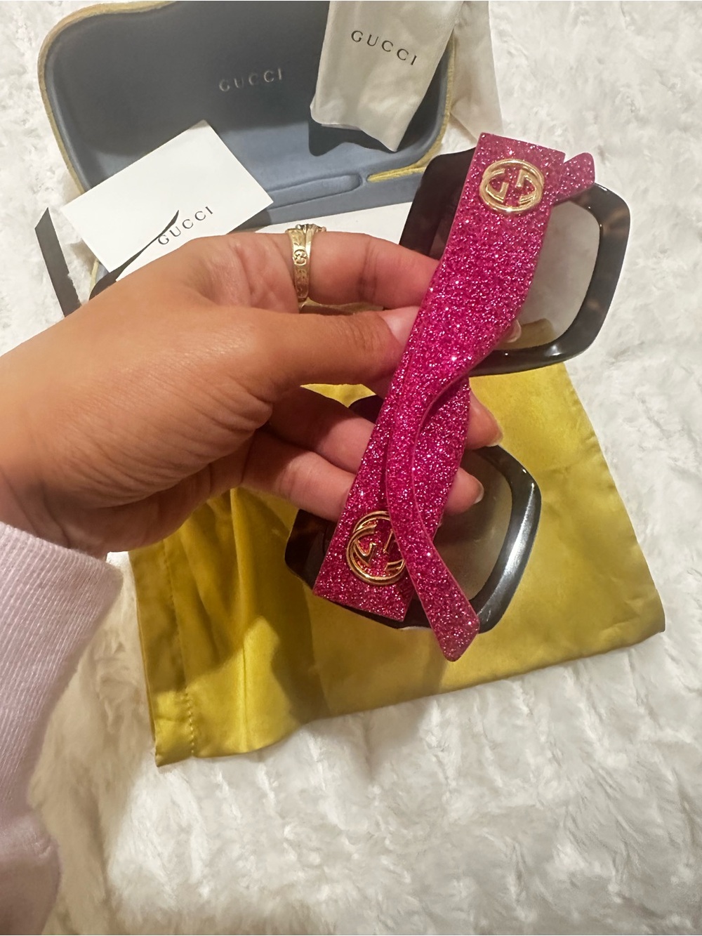 Gucci Pink Glitter Bow Sunglasses Clip-On with Gold Logo
